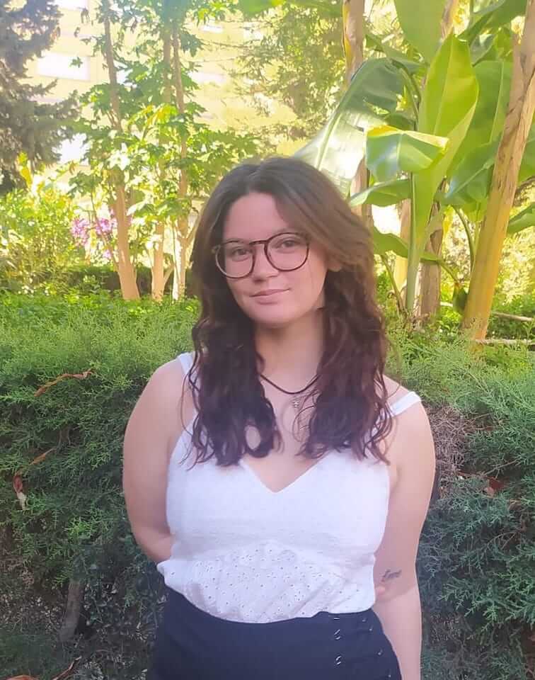 Yadhira